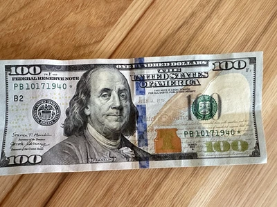 October 17, 1940 Birthday $100 One Hundred Dollar Bill Star Note 10171940 - Image 1 of 4