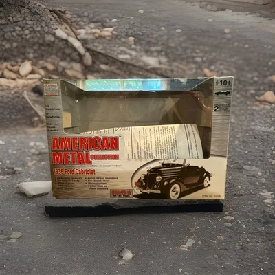 American Metal Collection 1936 Ford Cabriolet Die-Cast Model - Image 1 of 4
