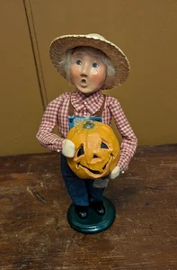 Byers Choice Caroler 2003 Harvest Farm Boy mit Halloween Jack O Laterne Kürbis - Bild 1 von 7