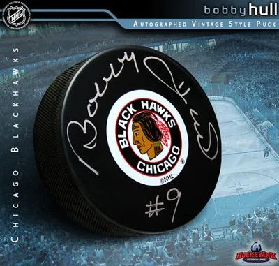 Disco de seis logotipos originales firmado por Bobby Hull Chicago Blackhawks Foto 1 de 2