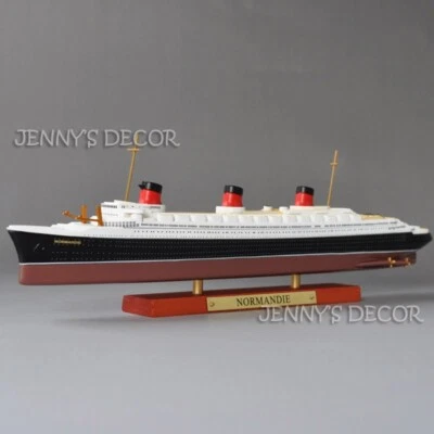Atlas 1:1250 Scale Diecast Ship Model Toys Normandie Cruiser Ocean Liner Replica - Image 1 of 4