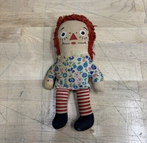 Vintage "Raggedy Ann" Miniature 6.5" inch Cloth Doll by Knickerbocker Toy Co. - Picture 1 of 9