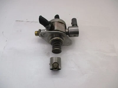 Audi A4 S4 B8 8K 2013 Petrol fuel high pressure pump 06K127025D KUP3111 — 第 1/4 张图片