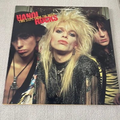 Hanoi Rocks - Two Steps From The Move -CBS 26066 - UK 1984 w/COMIC - EX - Imagem 1 de 4