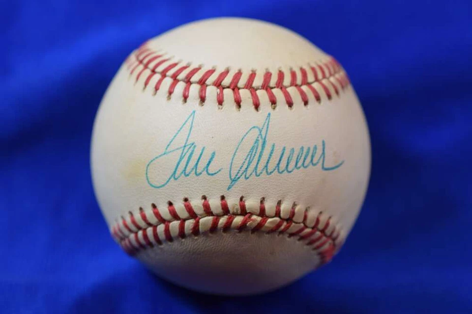 Tom Seaver PSA DNA Autograph Feeney National League Signed Baseball - Image 1 of 2