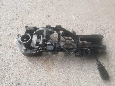 Volkswagen Passat 2010 CC/Left Front Carrier external handle/3C0837885H - Imagem 1 de 4