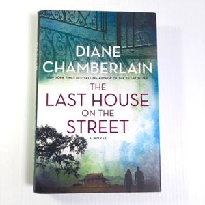 La dernière maison dans la rue : un roman de Diane Chamberlain HCDJ 2022 - Photo 1/18
