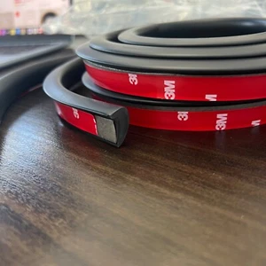 Parafanghi per Auto Universali 1,5 Metro Accessorio Protettivo e Decorativo 4pcs - Imagen 1 de 17