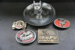 English Bulldog Gürtelschnallen und Ascher - Bild 1 von 19