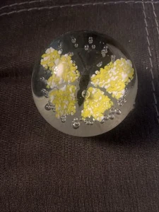 Vintage Yellow Butterfly Controlled Bubble Hand Blown Art Glass Paperweight - Picture 1 of 3
