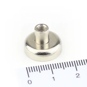 2 PINZE PIATTE AL NEODIMIO MAGNETI PENTOLA D16x5 MM CON FILETTATURA INTERNA M4 FEMMINA 9,5 KG - Foto 1 di 4