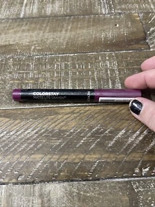 Revlon Colorstay Matte Lite Lip Crayon 005 Sky High - Picture 1 of 4