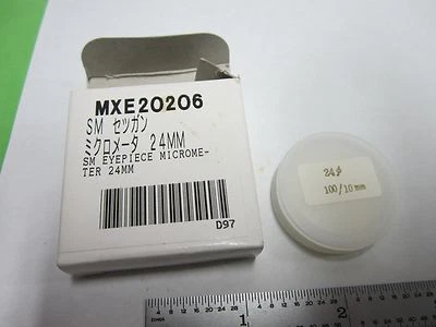 PIEZA MICROSCOPIO MXE20206 MICRÓMETRO OCULAR BONITO CONTENEDOR ÓPTICO #Q4-R-28 Foto 1 de 4