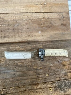 Vintage Shimano Twist Grip Control Cruiser Bike Shifter Plus Left Matching Grip - Image 1 of 4