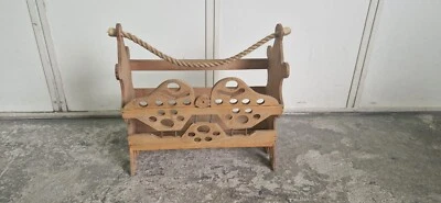 Portariviste in legno artgianale in tinta naturale con manico in corda - Immagine 1 di 4