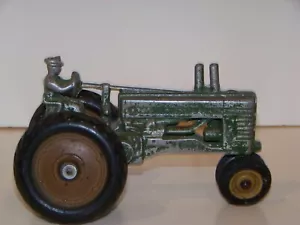 Vintage 1940’s Ertl John Deere Model A Toy Tractor with Driver. Cast Aluminum. - Picture 1 of 10