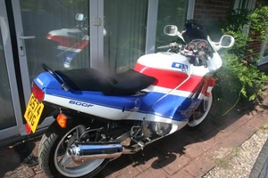 Honda CBR 600F 1990 Sports tourer Post Jelly mound example 54,000 miles - Picture 1 of 9