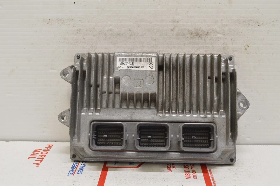 Unidad de módulo de control del motor Honda CR-V CRV 37820-5LA-B61 2016 16 Ecm I75 006 Foto 1 de 3