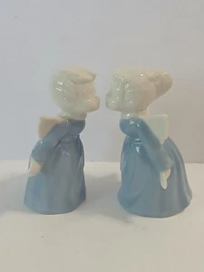 Vintage Lefton Porzellan küssende Engel Figuren blau weiß 00402 männlich weiblich - Bild 1 von 6