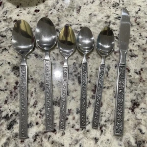 Vintage National Edelstahl Besteck Costellano Rosen Blumen 6 gemischte Posten Teile Korea - Bild 1 von 6