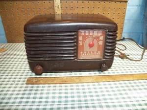 Vintage PHILCO TRANSITONE Model 49-500 AM Bakelite Tube Radio - AS IS - Imagen 1 de 13