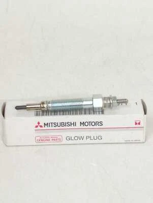 Nuevo bujía incandescente genuina OEM NOS 1993-1998 Delica L200 Montero 2,8 L diésel 1820A022 Foto 1 de 4