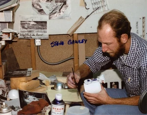 STEVE GAWLEY SIGNED AUTOGRAPHED 11x14 PHOTO ILM MODEL MAKER STAR WARS BECKETT - Picture 1 of 3