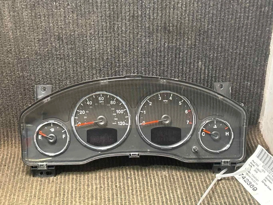 Fits 2008 Jeep Liberty Speedometer(miles n/a) OEM:5172024ak - Изображение 1 из 4