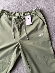 Nike Club Green Woven Tapered Leg Pants DX0623-386 Men’s Size Large - Picture 1 of 11