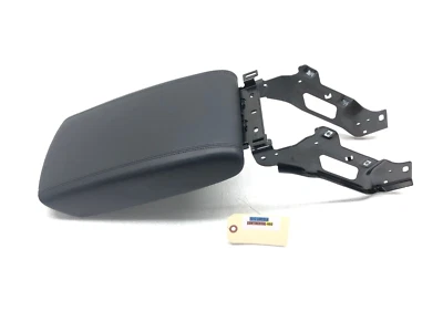 2017-2020 LINCOLN CONTINENTAL CENTER CONSOLE STORAGE COMPARTMENT ARMREST LID OEM - Image 1 of 4