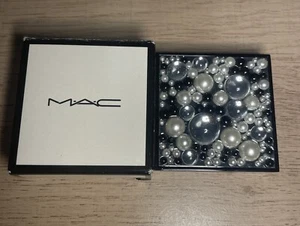 Mac Sheerspark Pressed Powder shade Pave - Picture 1 of 3