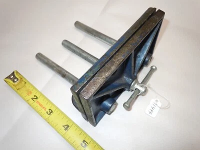 Bench Vise, Woodworkers Bench Vise, 6-3/8" Wide Jaws, Opens to 4-1/2" - Image 1 of 4