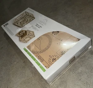 UGears Mechanical Safe Wooden Model Kit 3D Puzzle NEW SEALED - Picture 1 of 3