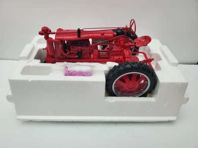 TRACTOR FRANKLIN MINT PRECISION MODEL- 1937 FARMALL F-20 - FARMING TRACTOR - Image 1 of 4