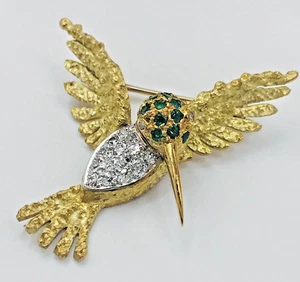 18kt Yellow Gold Hummingbird Pin with Emeralds and Diamonds Pin/ Brooch - Picture 1 of 11