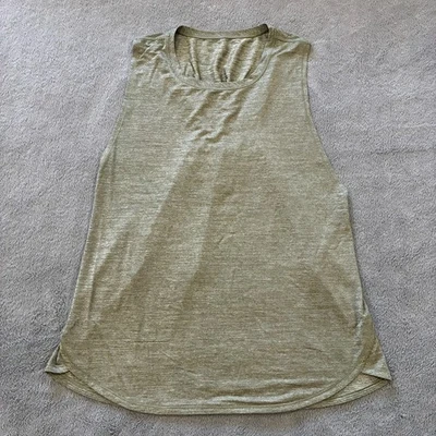 Lululemon In A Cinch Green Tank Top Shirt Lightweight Activewear Womens Size 12 - Image 1 of 4