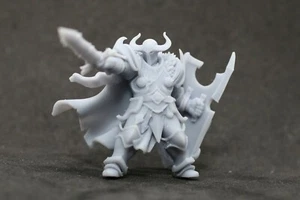 Blood Knight - Dungeons and Dragons - Fantasy Miniature Tabletop RPG 32mm - Picture 1 of 3
