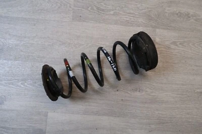 RESORTE HELICOIDAL TRASERO KIA RIO MK3 2011-2016 3 PUERTAS ESCOTILLA  Foto 1 de 4