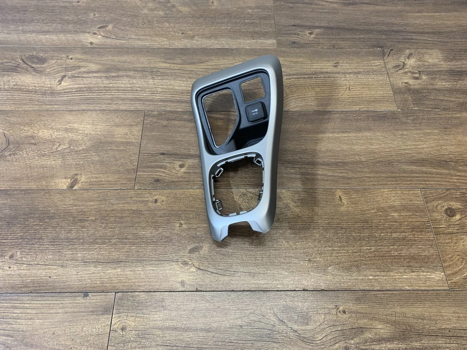 2017 - 2021 Jeep Compass Center Console Gear Selector Trim Bezel 6MW42NCCAA OEM - Imagem 1 de 4