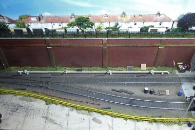 GREY OIL PIPELINE WITH TAPS AND HOSES - FUEL TERMINAL OIL DEPOT - OO MODEL RAIL - Image 1 of 4