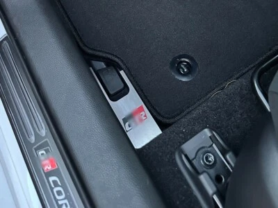 丰田卡罗拉 GR 2023+ 燃油填充开关装饰 | GR-FOUR 配件 — 第 1/3 张图片