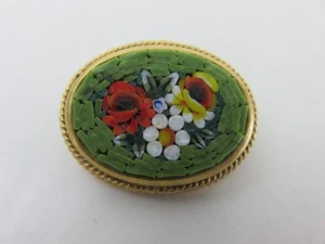 Spilla vintage micro mosaico fiori millefiori rosa margherita Italia cornice oro - Foto 1 di 4