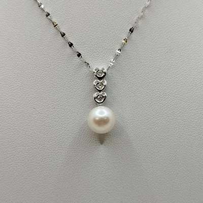 Colgante Con Perla De Oro Blanco Y Diamantes Con Collar - Imagen 1 de 4