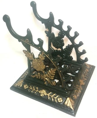 c.1886 ANTIQUE  ORNATE CAST IRON DESK  TOP PENCIL OR PEN RACK DISPLAY STAND - Image 1 of 4