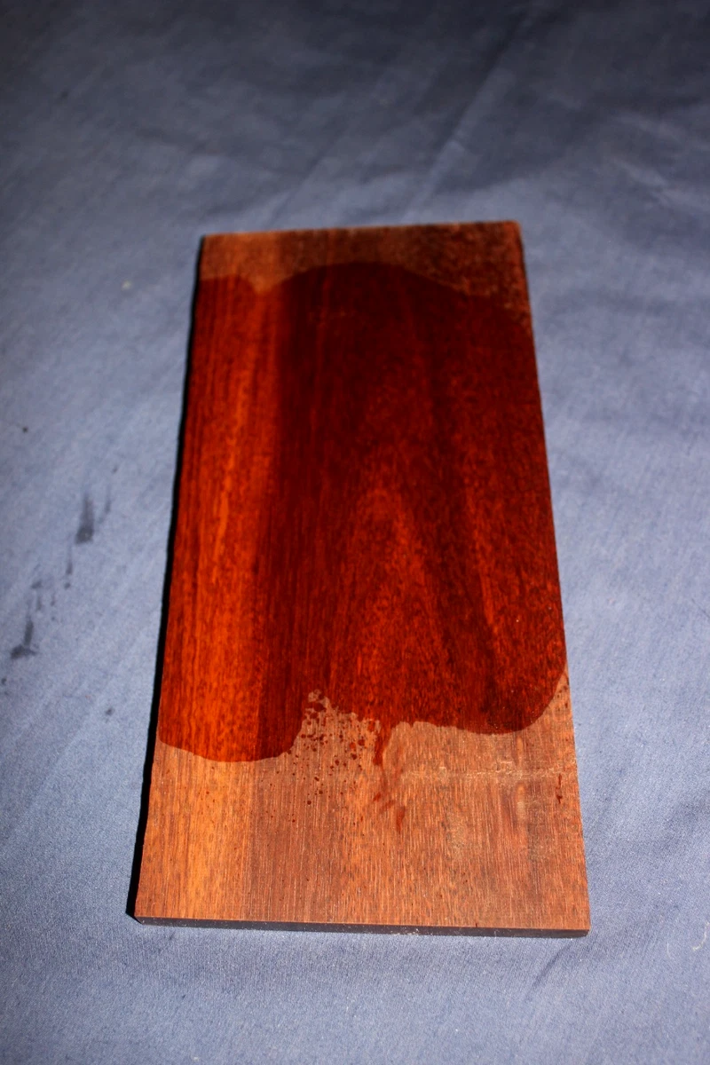 Madera Palo De Serpiente Bruto Tara