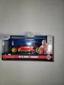 Jada Toys Marvel Avengers Iron Man And 2016 Chevy Camaro Die-Cast Figure - Picture 1 of 6
