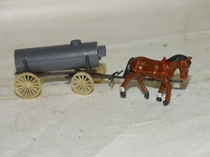 H0 - HERSTELLER ???? PFERD MIT WASSERWAGEN - ca. 10 cm - Picture 1 of 4