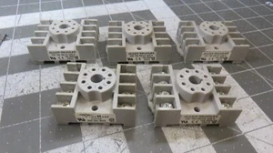Menge 5 Inbus Bradley 700-HN125 8 Pin Buchse 10A 600V Ser A - Bild 1 von 4