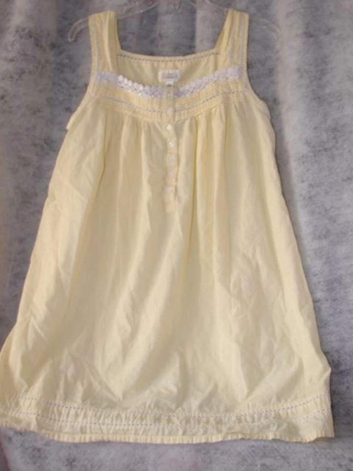 Classic Element Size Medium Nightgown Gown 100 % Cotton Yellow & white   - Image 1 of 1