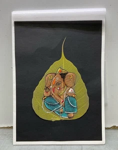Decorative Indian Leaf Painting of Lord Ganesha - Picture 1 of 5